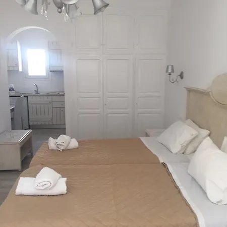 Katerina Platys Gialos (Mykonos)