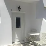 Katerina * Platys Gialos (Mykonos)