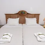 Katerina * Platys Gialos (Mykonos)