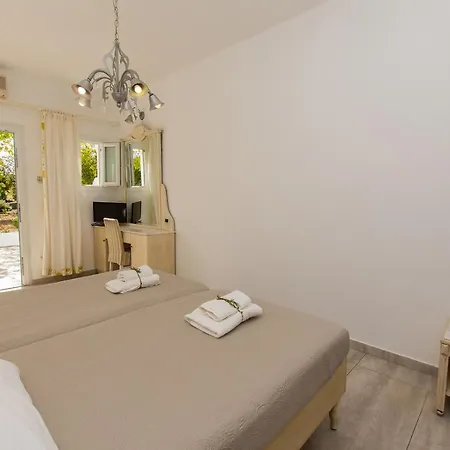 Aparthotel Katerina