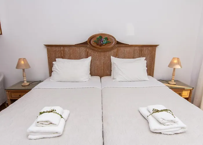 Katerina * Platys Gialos (Mykonos)